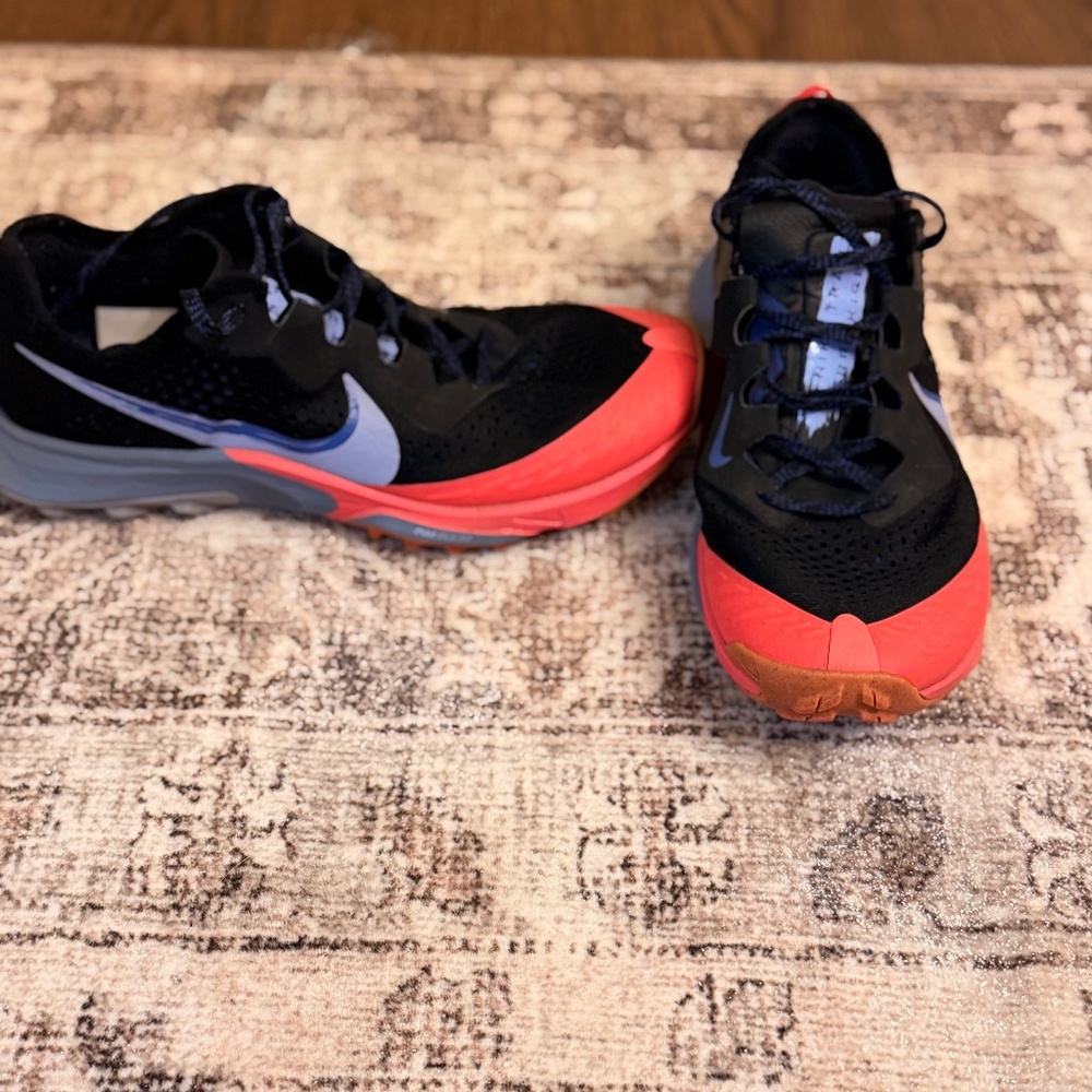 Women’s Trail Running Shoe